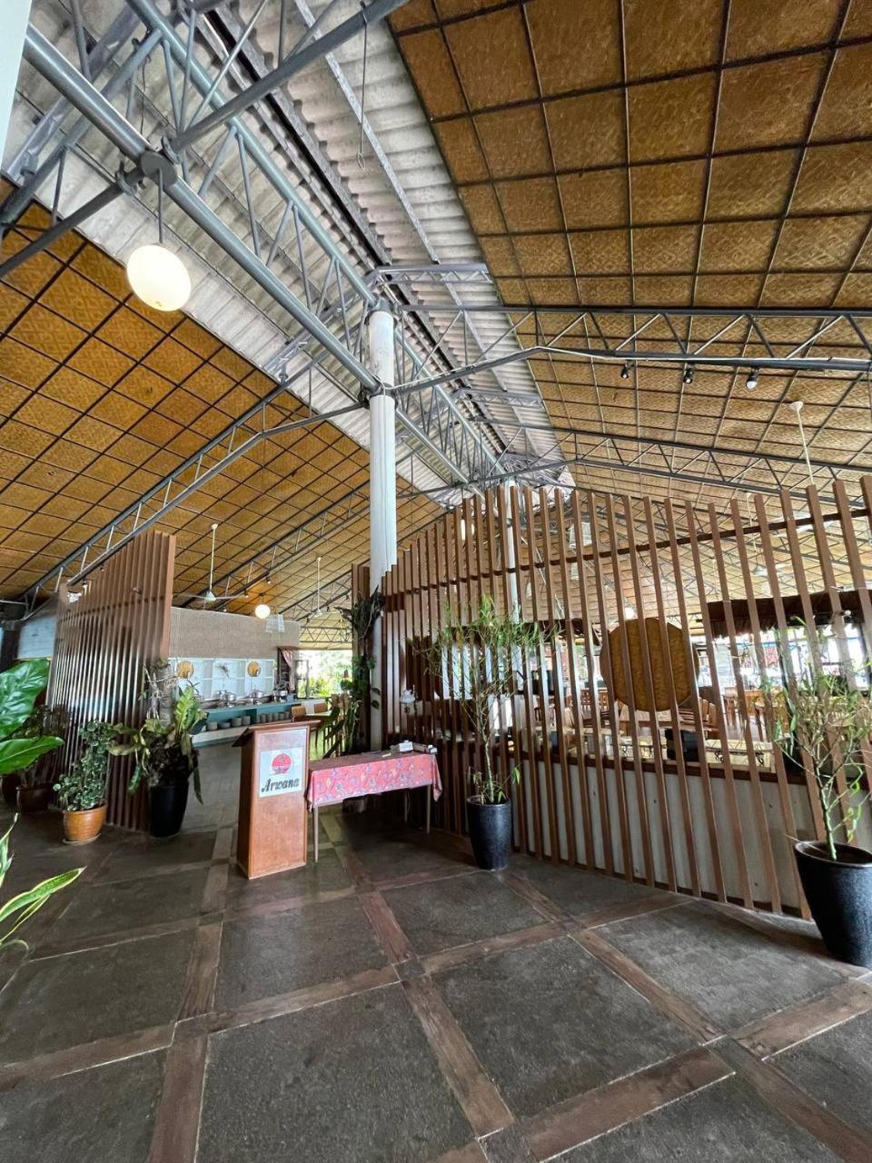 Beach Resort - Arwana Perhentian Besar Kampung Kuala Besut Exterior foto